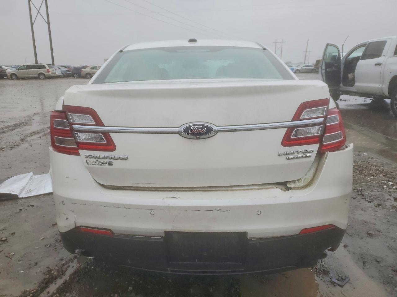 2016 FORD TAURUS LIMITED photo 6