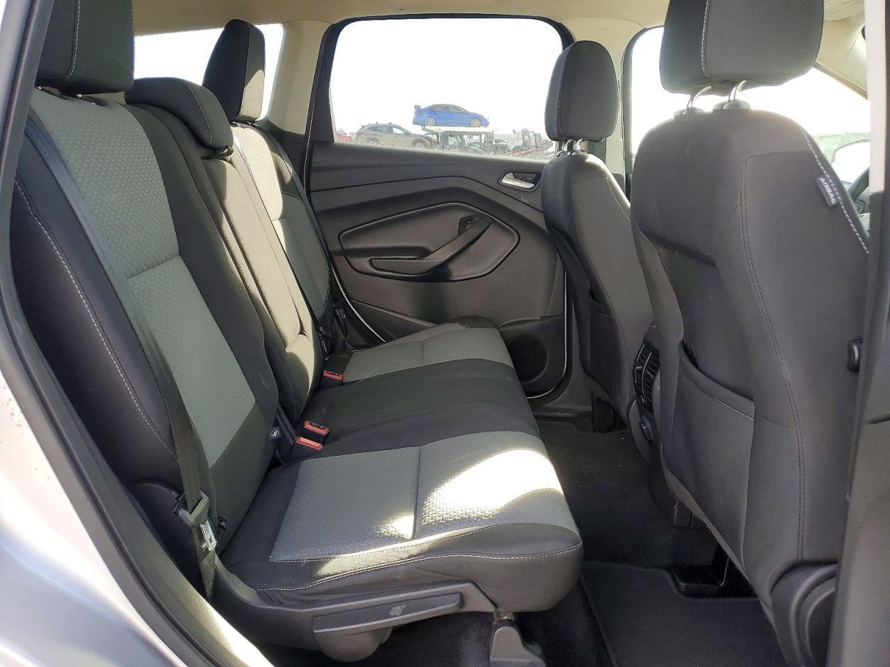 2017 FORD ESCAPE SE photo 11