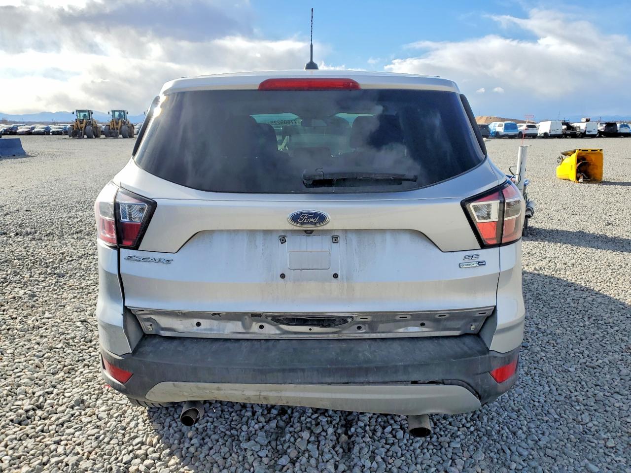 2017 FORD ESCAPE SE photo 6