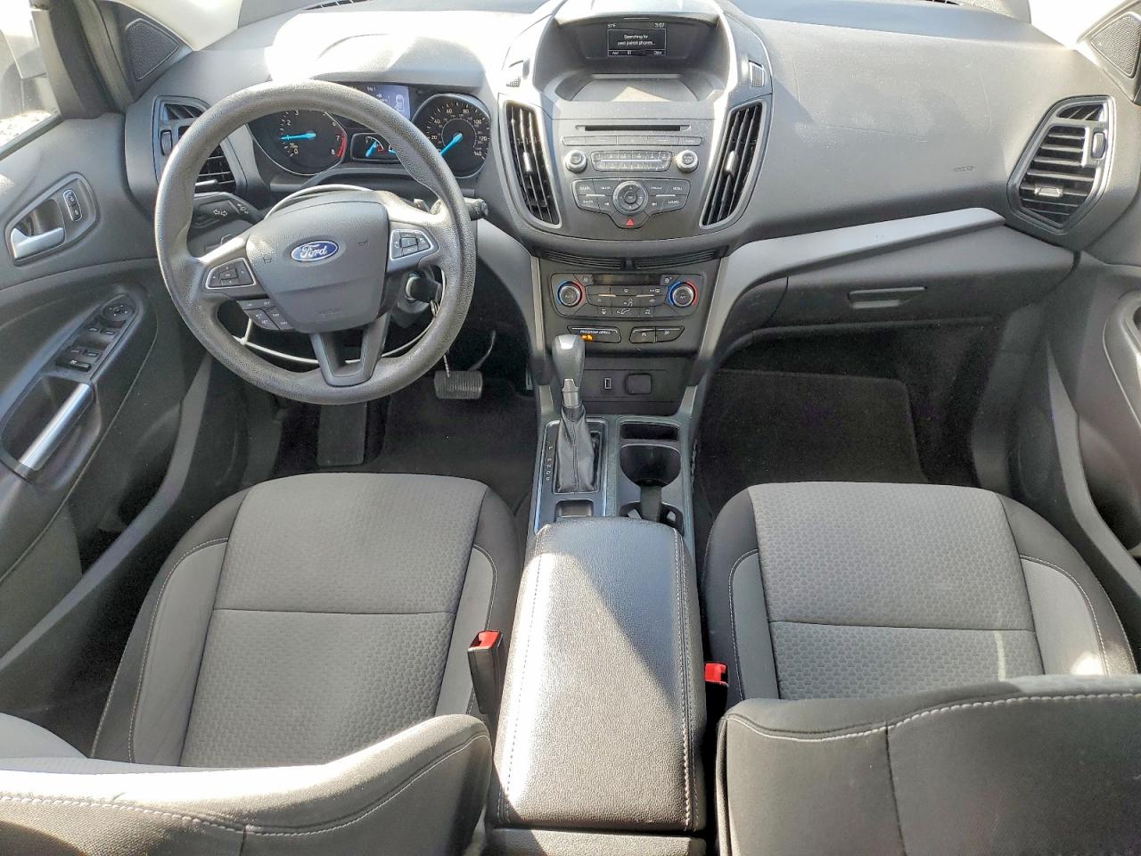 2017 FORD ESCAPE SE photo 8