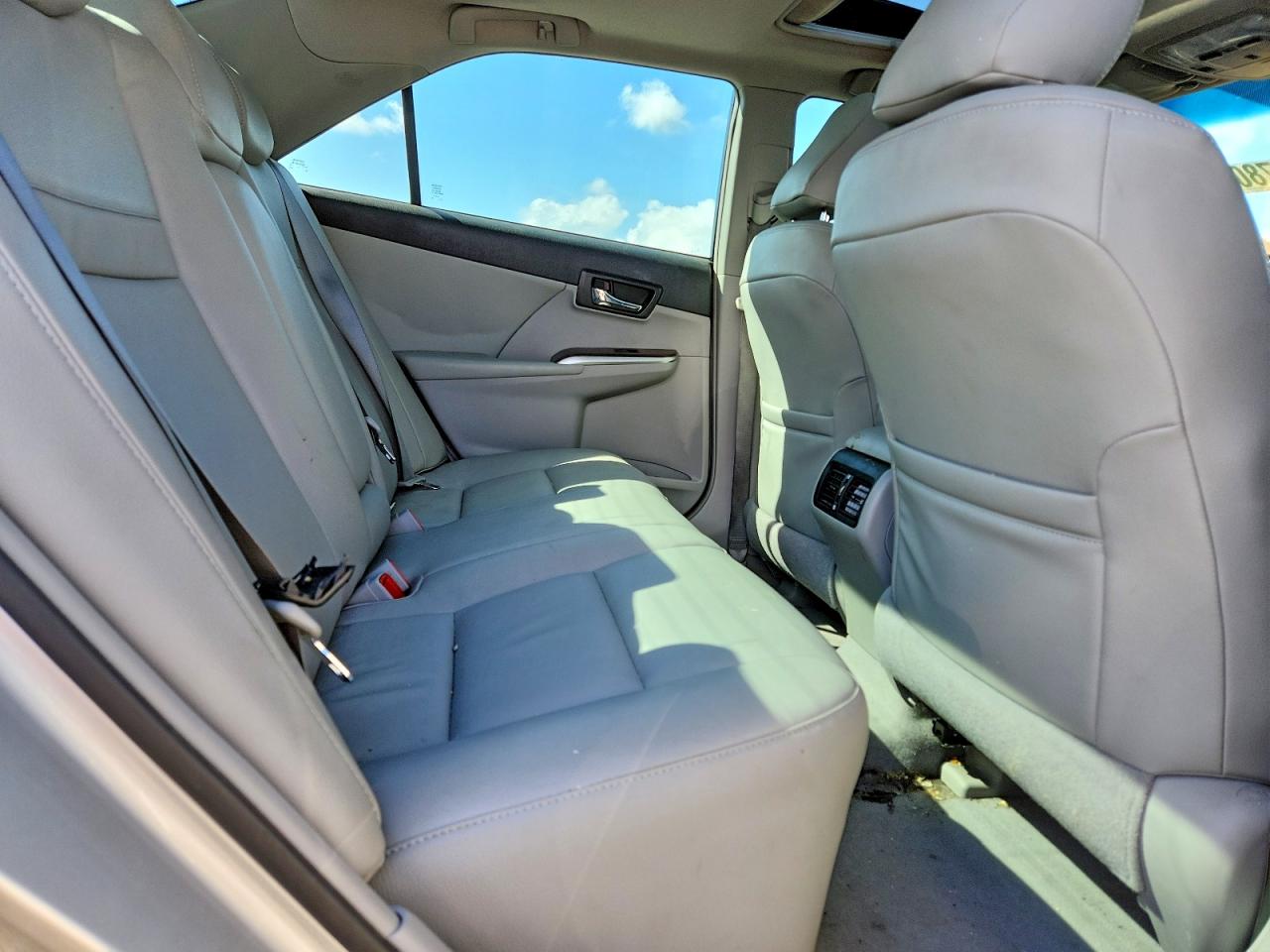 2012 TOYOTA CAMRY BASE photo 19
