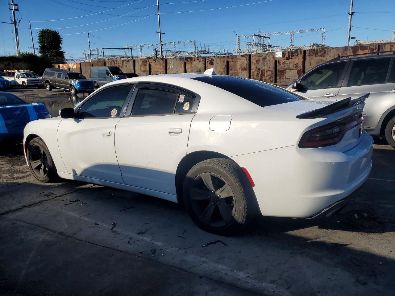 2016 DODGE CHARGER SXT photo 2