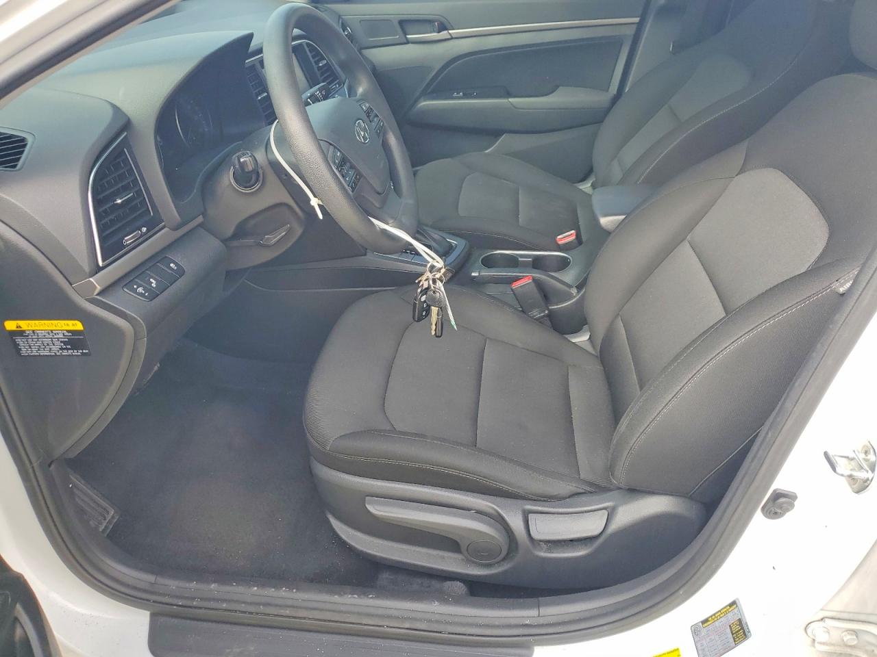 2018 HYUNDAI ELANTRA SEL photo 13