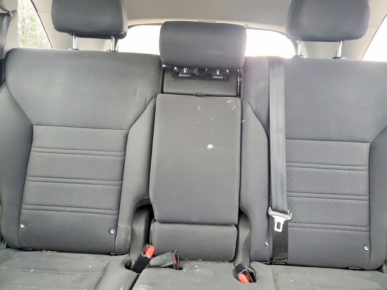 2016 KIA SORENTO LX photo 28