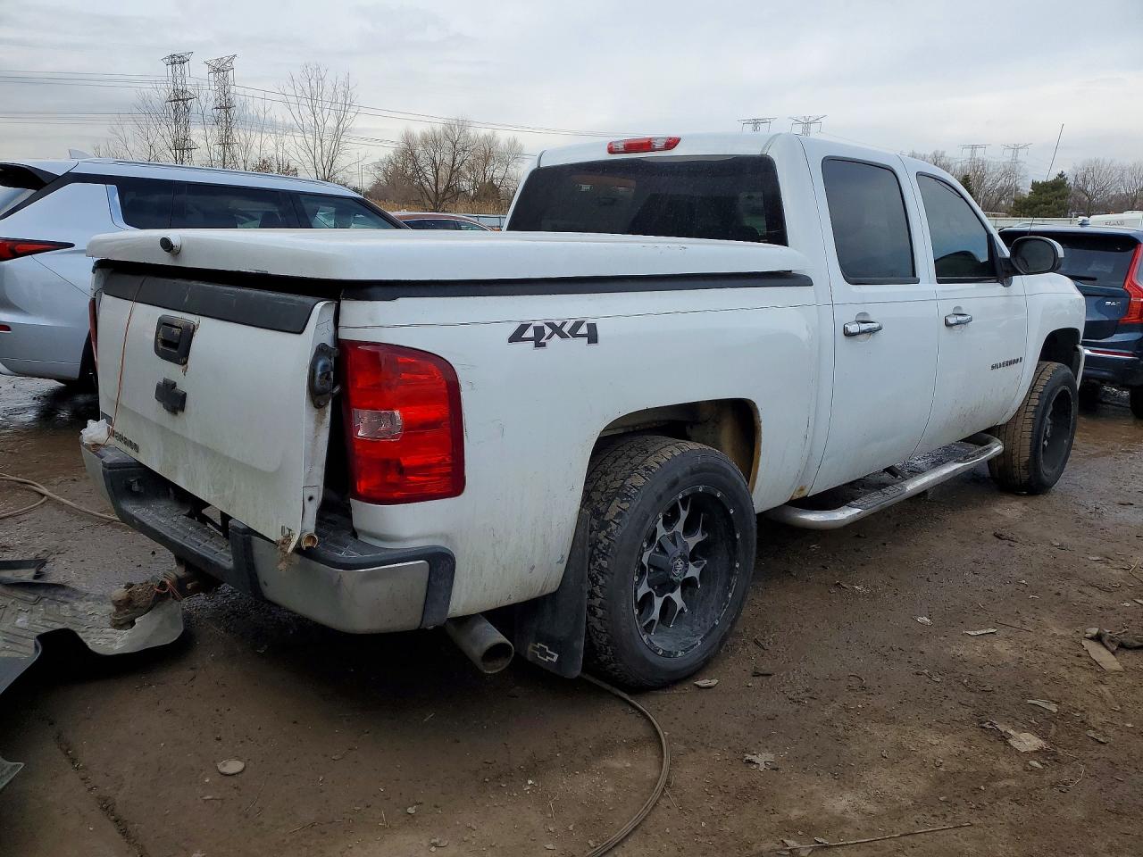 2009 CHEVROLET SILVERADO K1500 LT photo 3