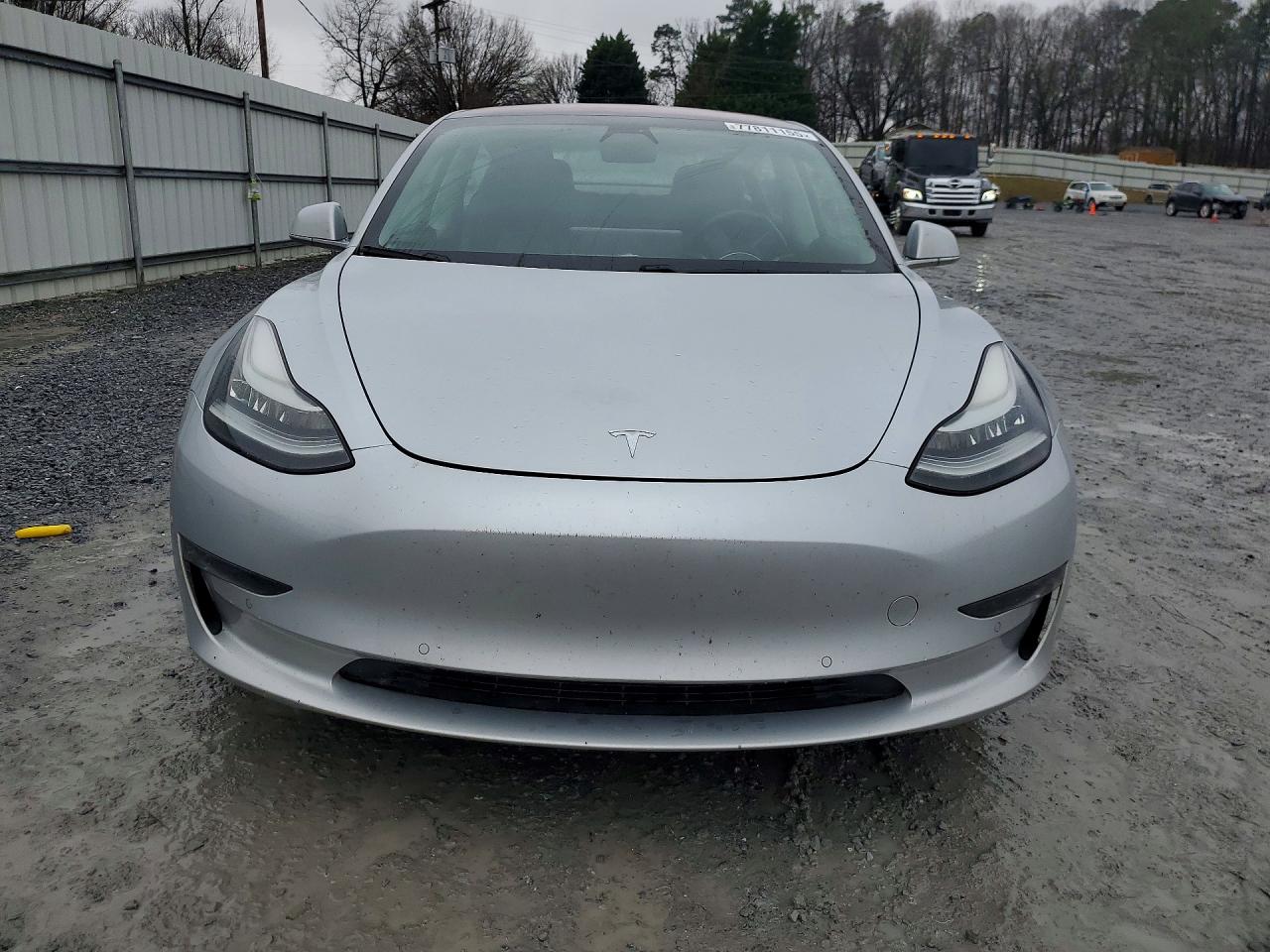 2018 TESLA MODEL 3 photo 5