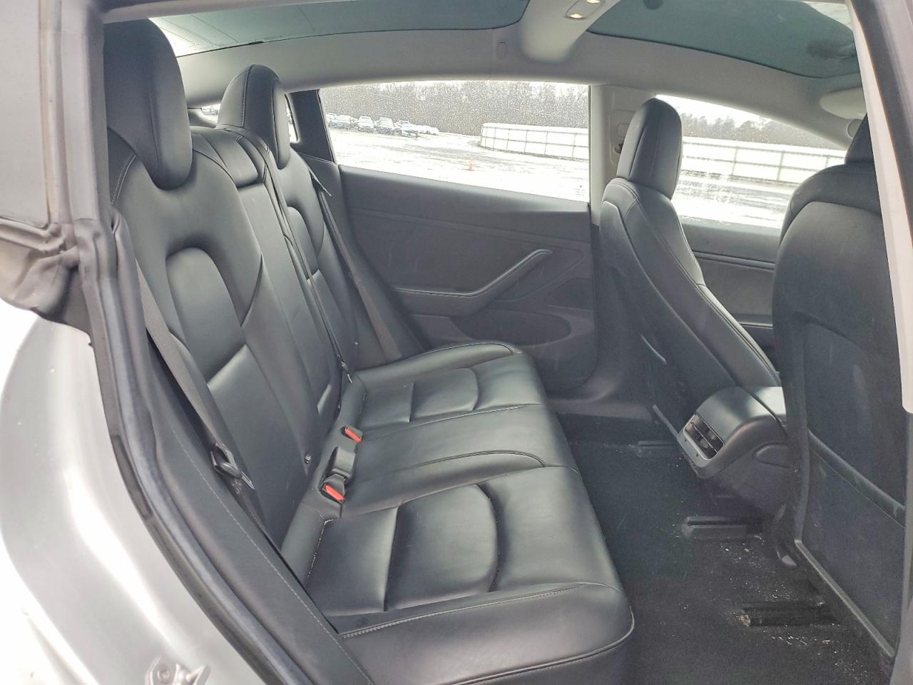 2018 TESLA MODEL 3 photo 10