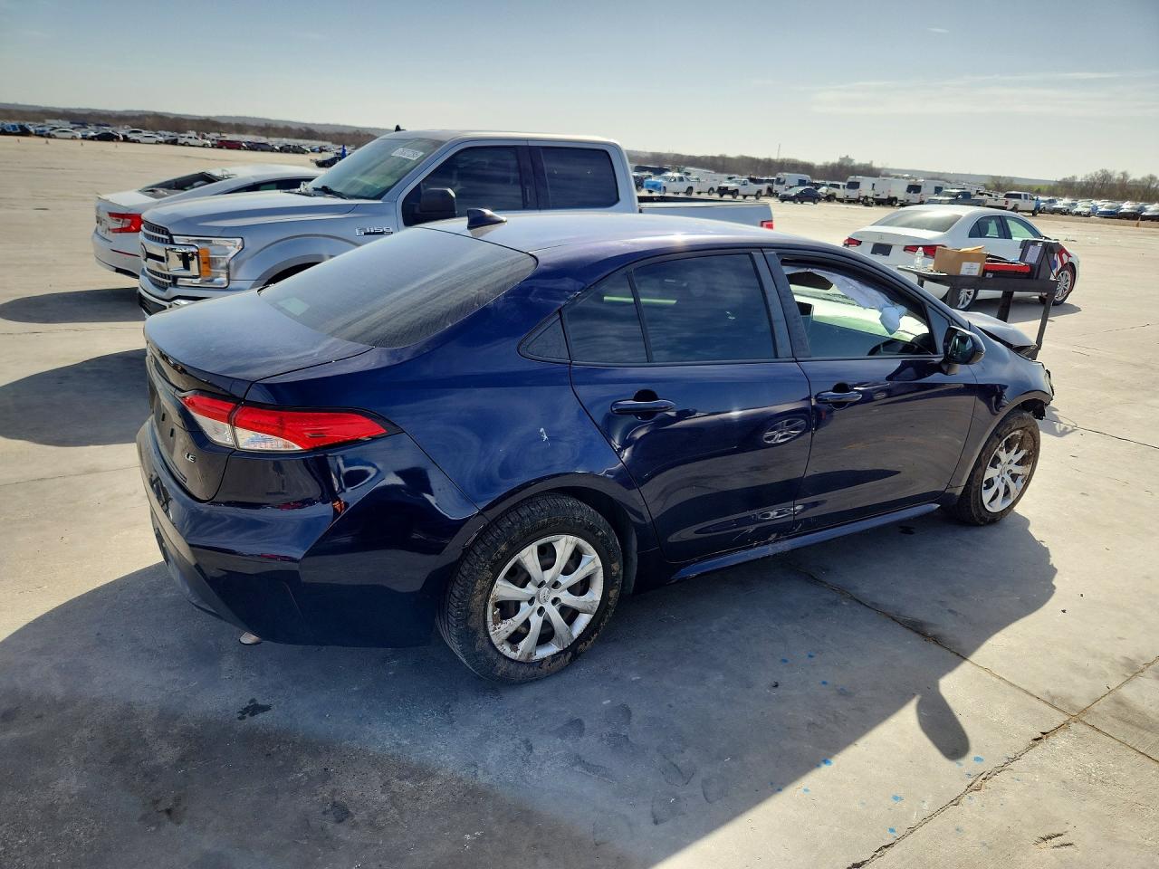 2020 TOYOTA COROLLA LE photo 5