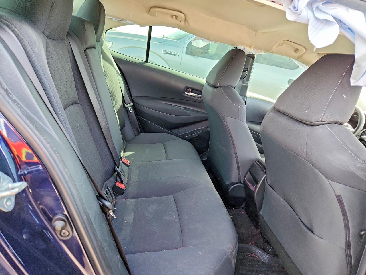 2020 TOYOTA COROLLA LE photo 19