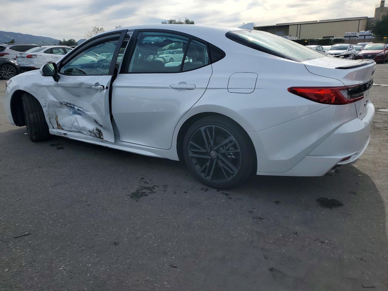 2025 TOYOTA CAMRY XSE photo 4