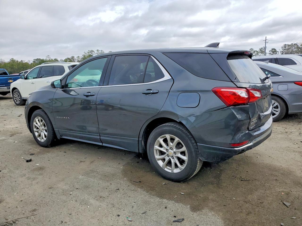 2019 CHEVROLET EQUINOX LT photo 3