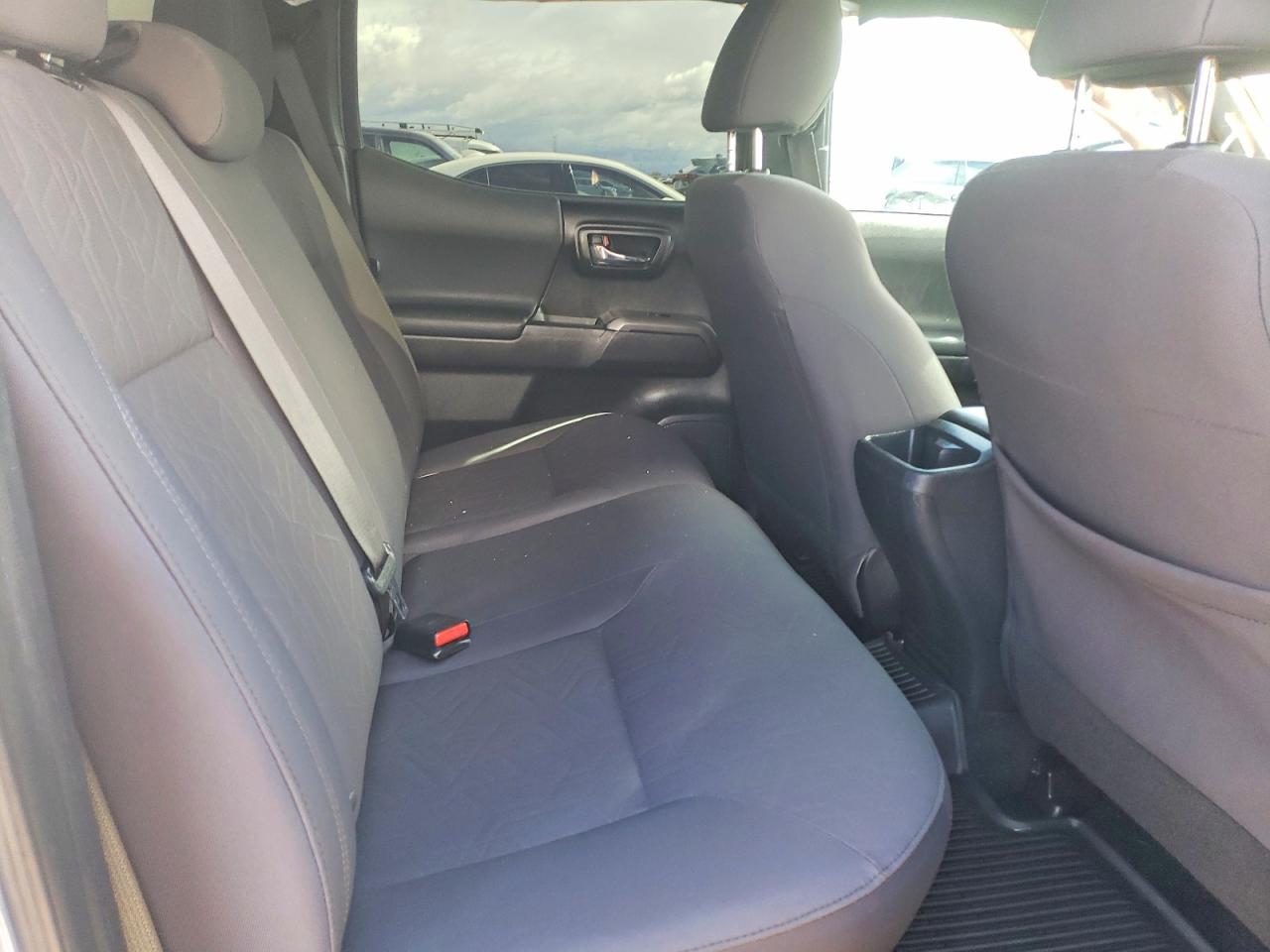2019 TOYOTA TACOMA DOUBLE CAB photo 28