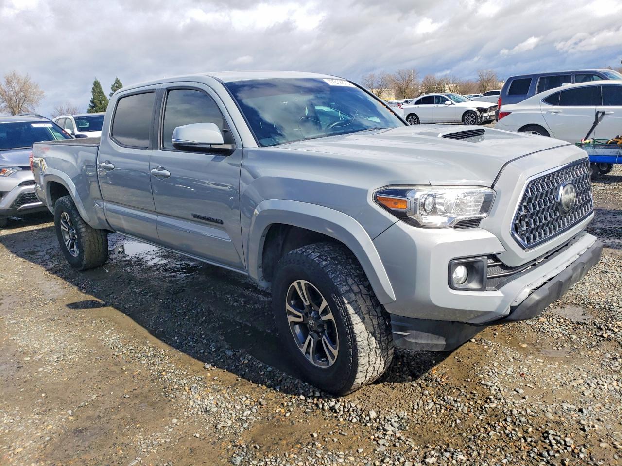 2019 TOYOTA TACOMA DOUBLE CAB photo 10