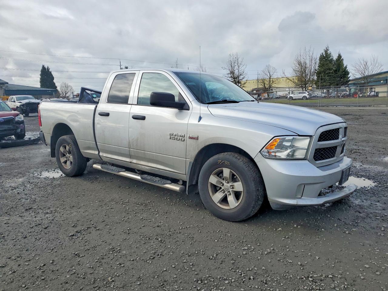 2013 RAM 1500 ST photo 7