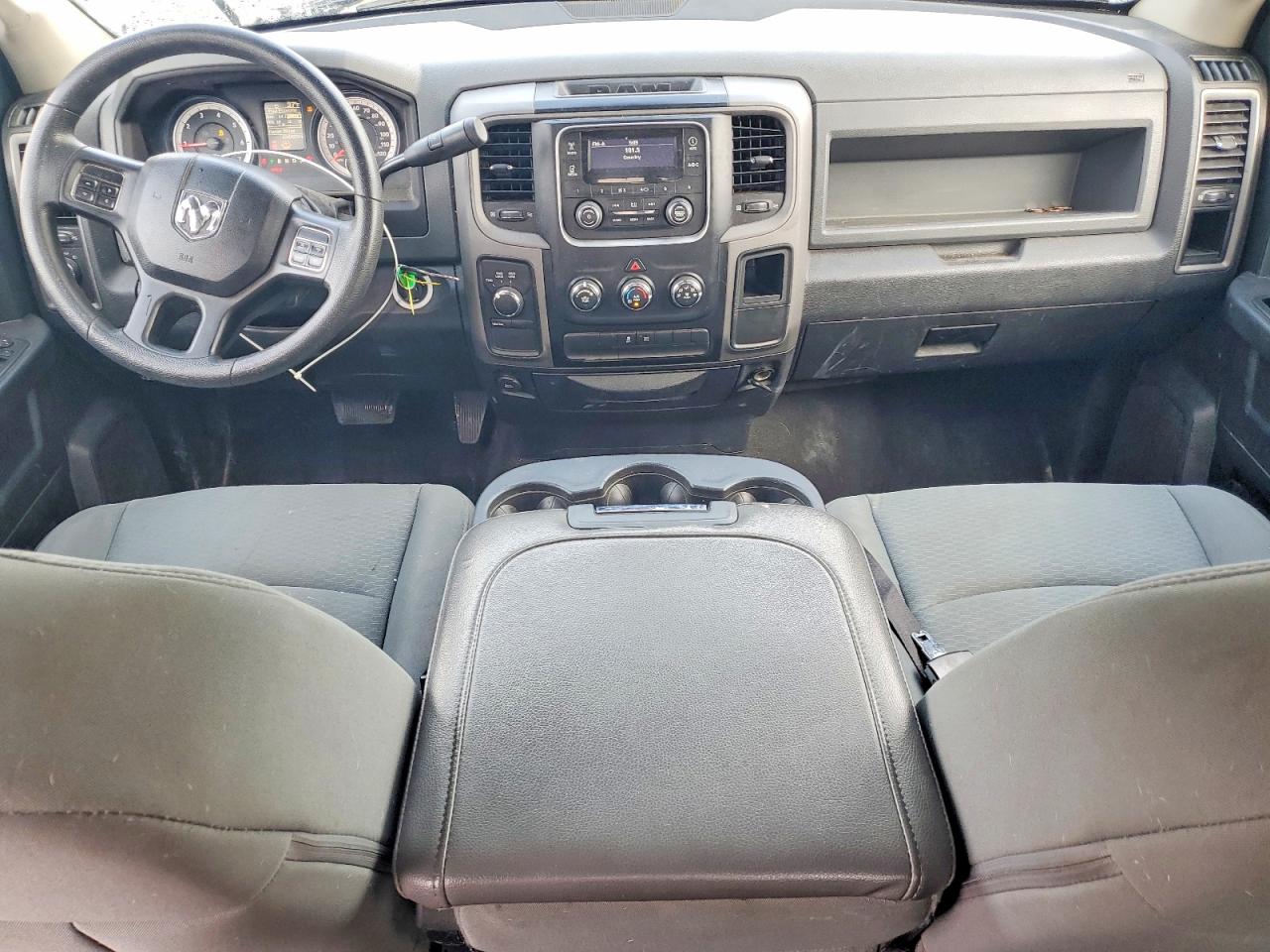 2013 RAM 1500 ST photo 15