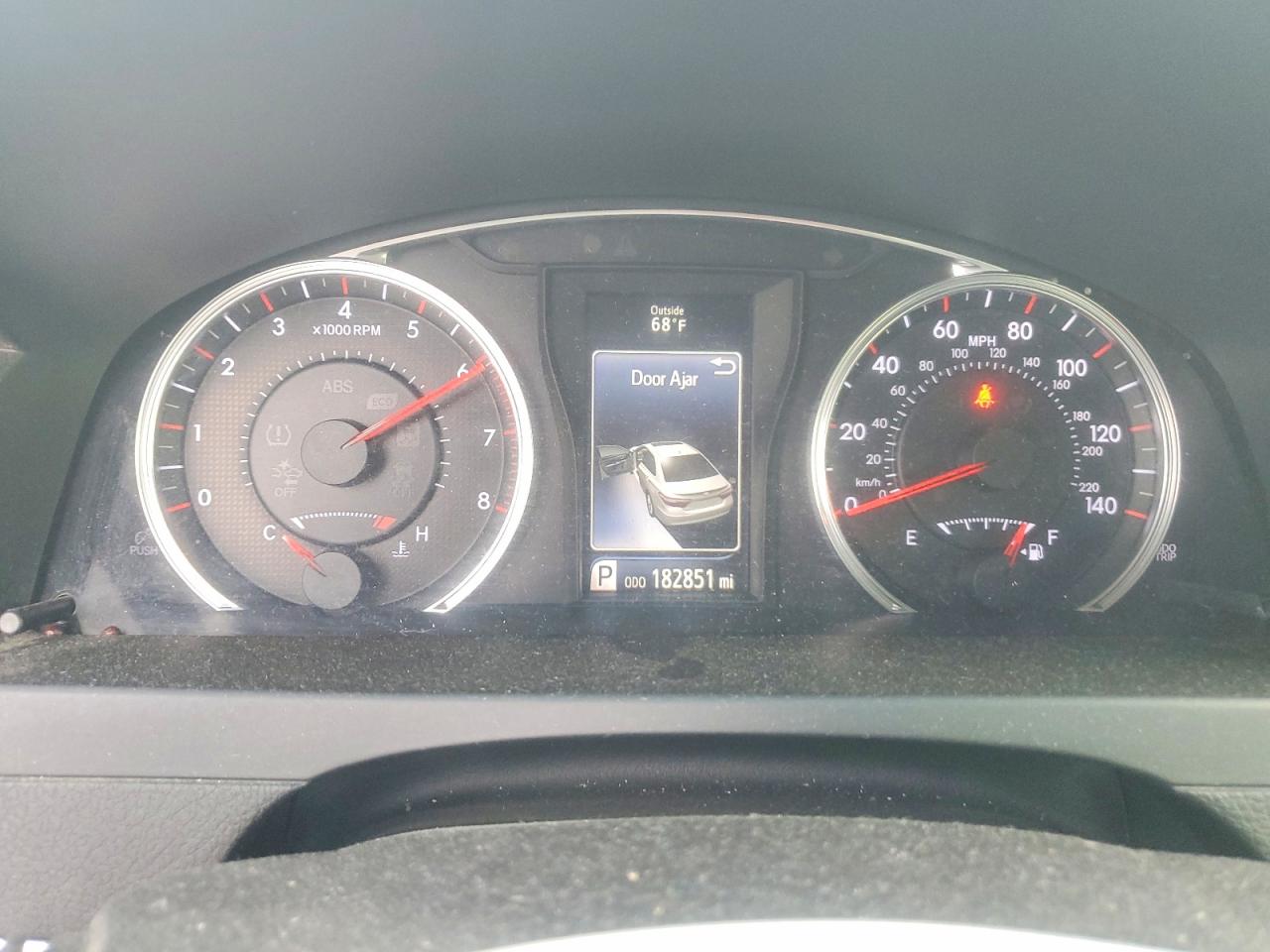 2017 TOYOTA CAMRY LE photo 17