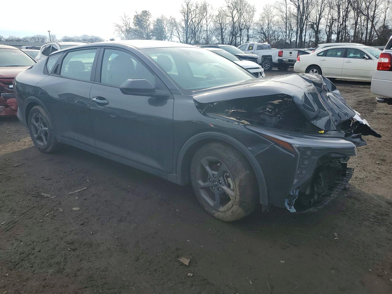 2025 KIA K4 LXS photo 4