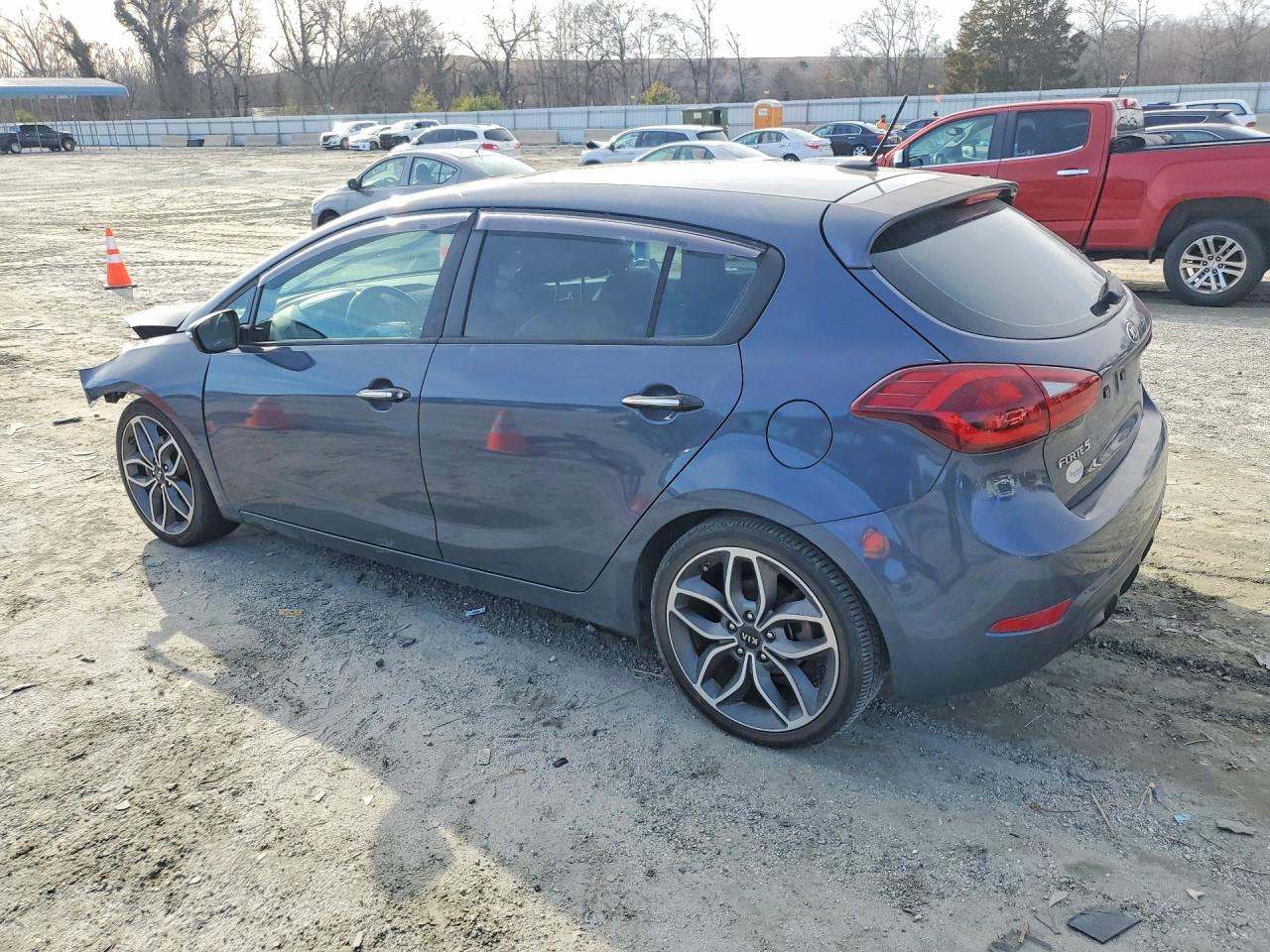 2015 KIA FORTE SX photo 3