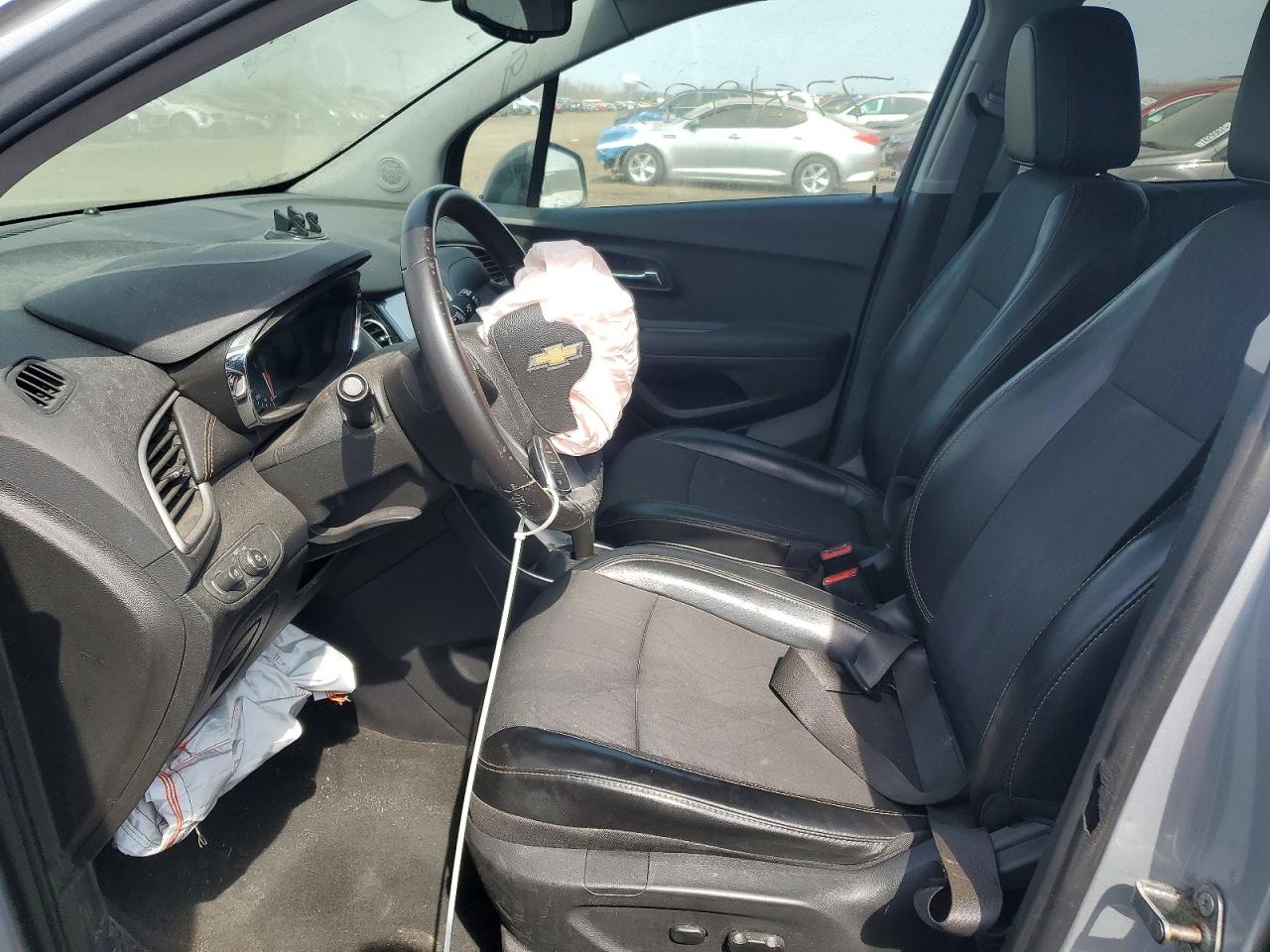 2020 CHEVROLET TRAX 1LT photo 19