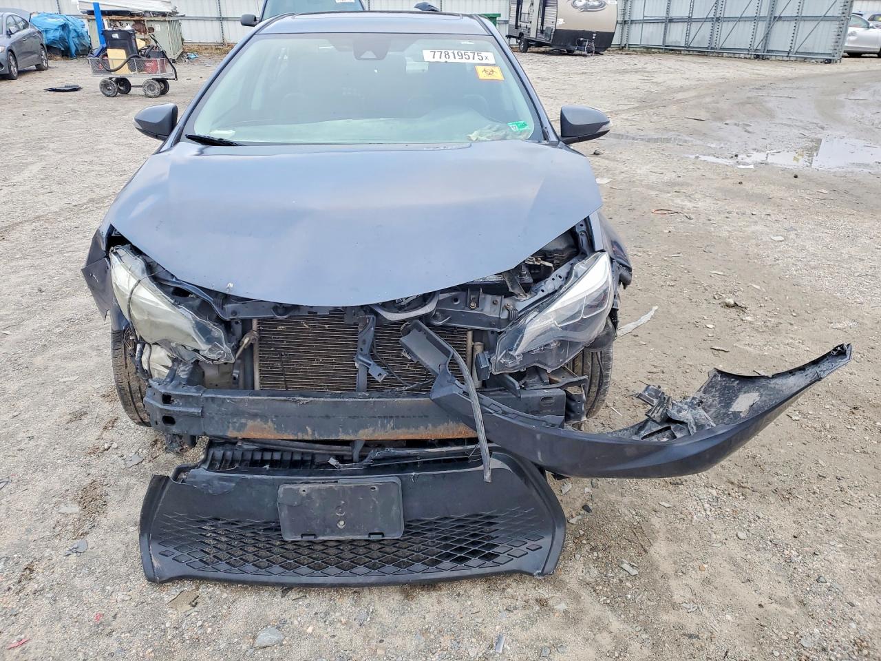 2017 TOYOTA COROLLA L photo 5