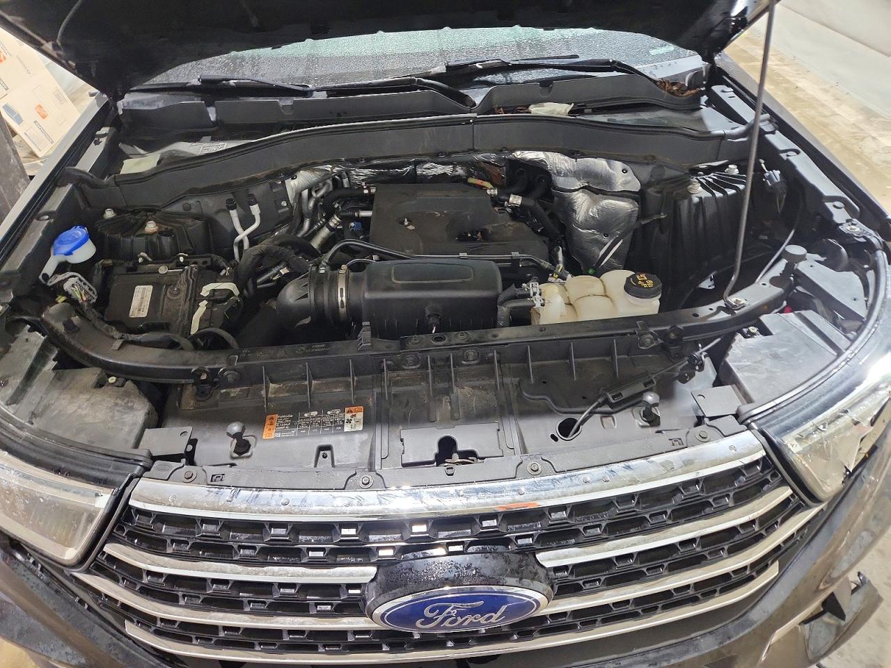 2020 FORD EXPLORER XLT photo 31