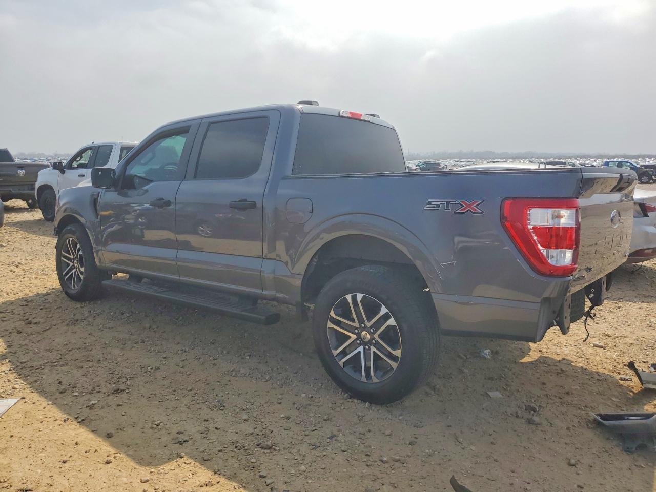 2023 FORD F150 SUPERCREW photo 4