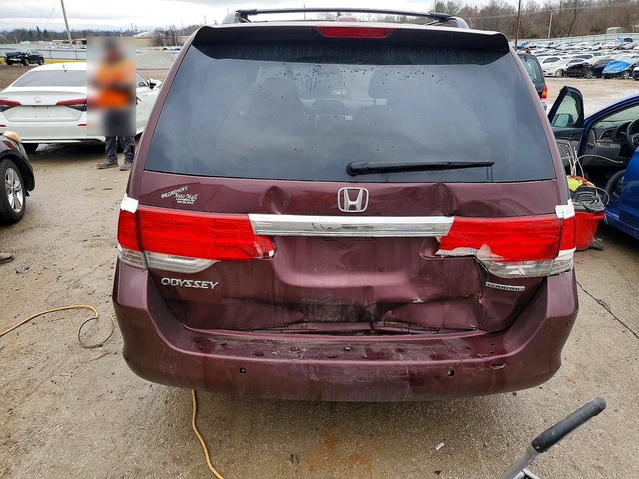 2010 HONDA ODYSSEY TOURING photo 6