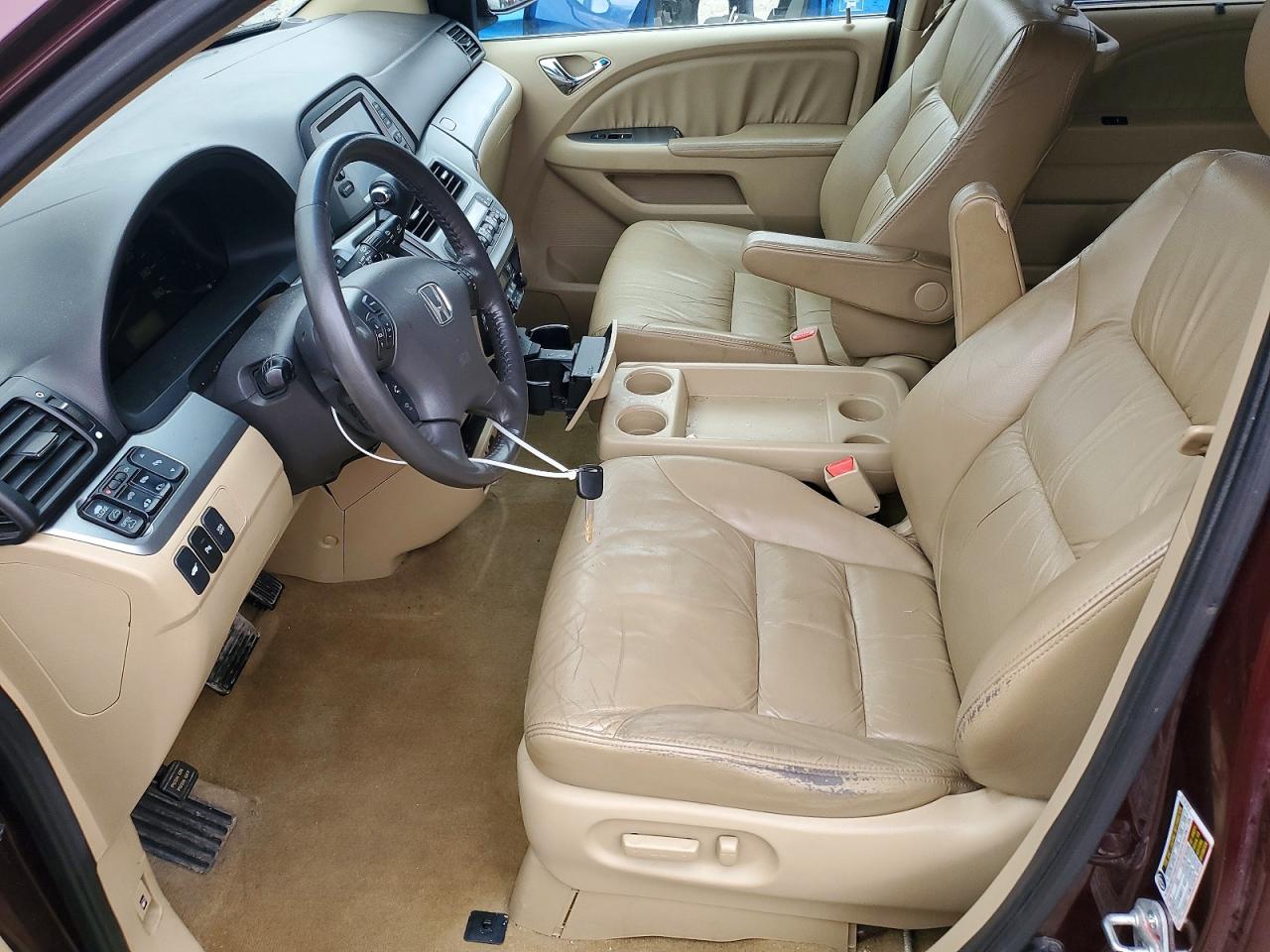 2010 HONDA ODYSSEY TOURING photo 7