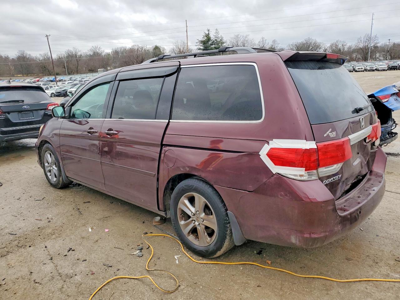 2010 HONDA ODYSSEY TOURING photo 2