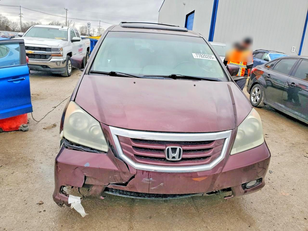 2010 HONDA ODYSSEY TOURING photo 5