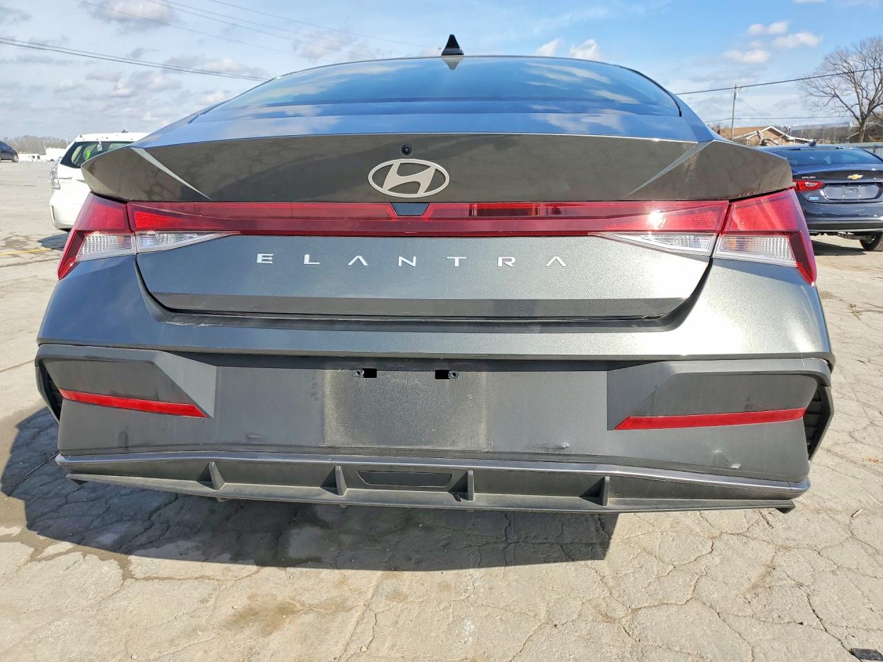 2024 HYUNDAI ELANTRA SE photo 11