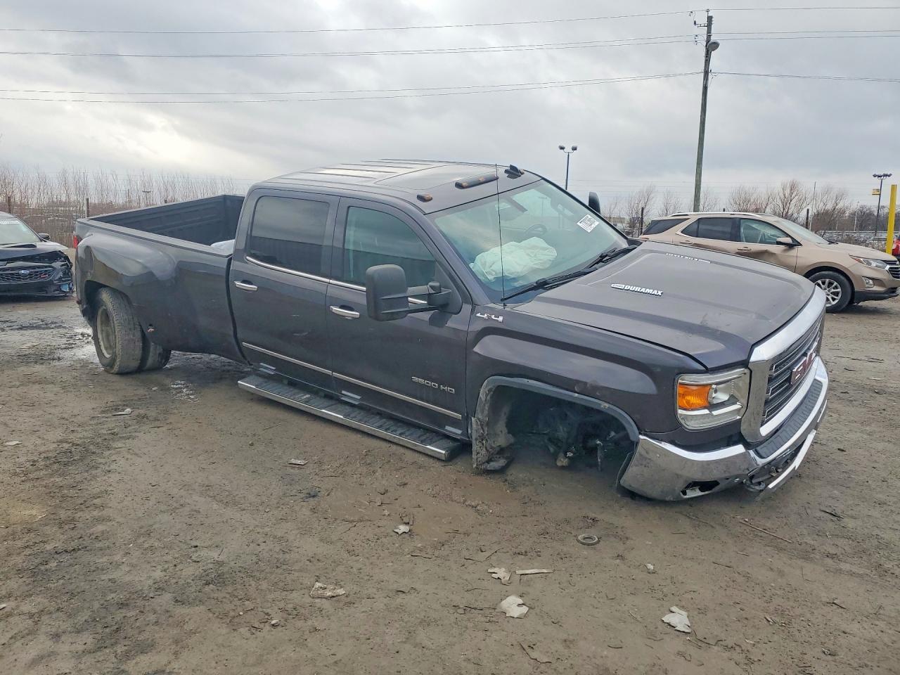 2015 GMC SIERRA K3500 SLT photo 4
