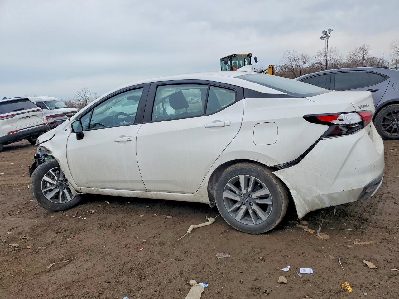 2024 NISSAN VERSA SV photo 2