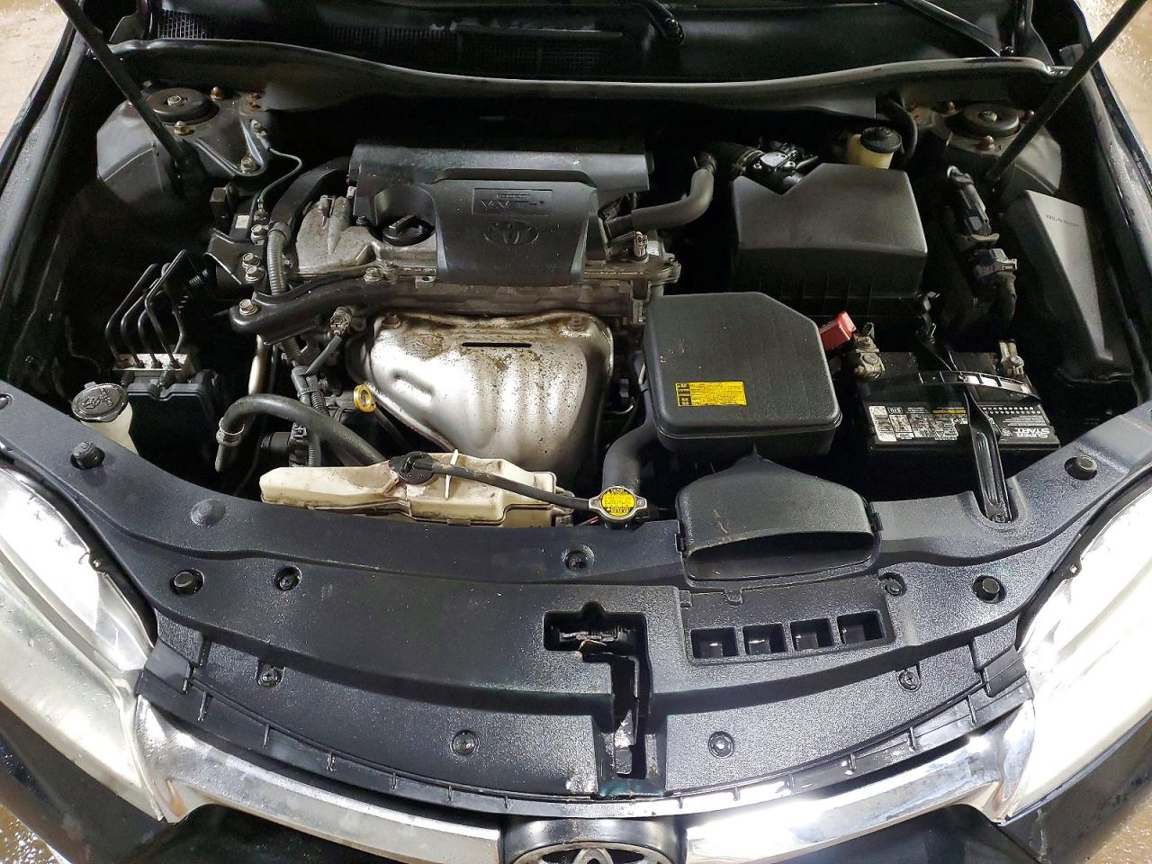 2015 TOYOTA CAMRY SE photo 21