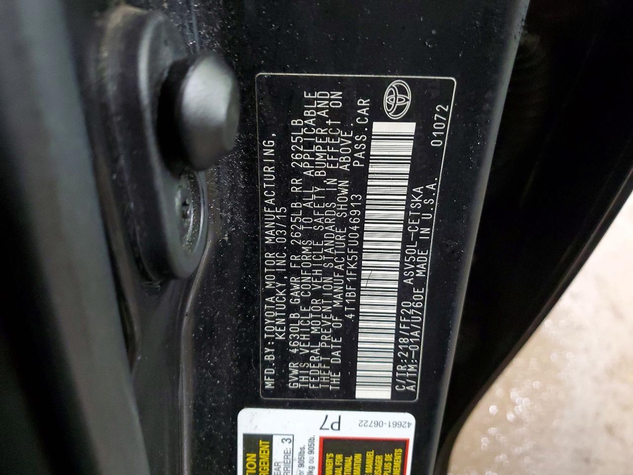 2015 TOYOTA CAMRY SE photo 23