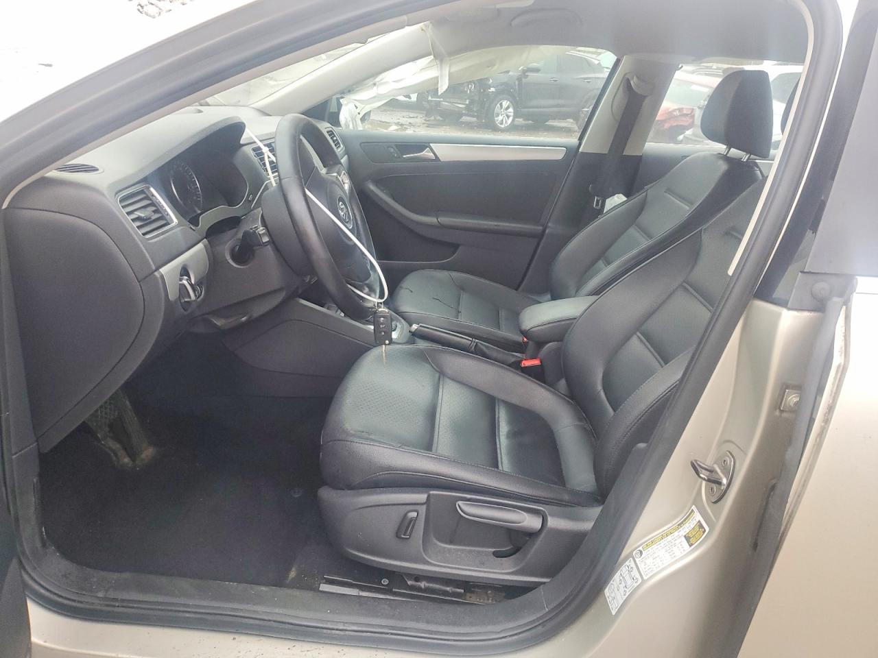 2013 VOLKSWAGEN JETTA SE photo 19