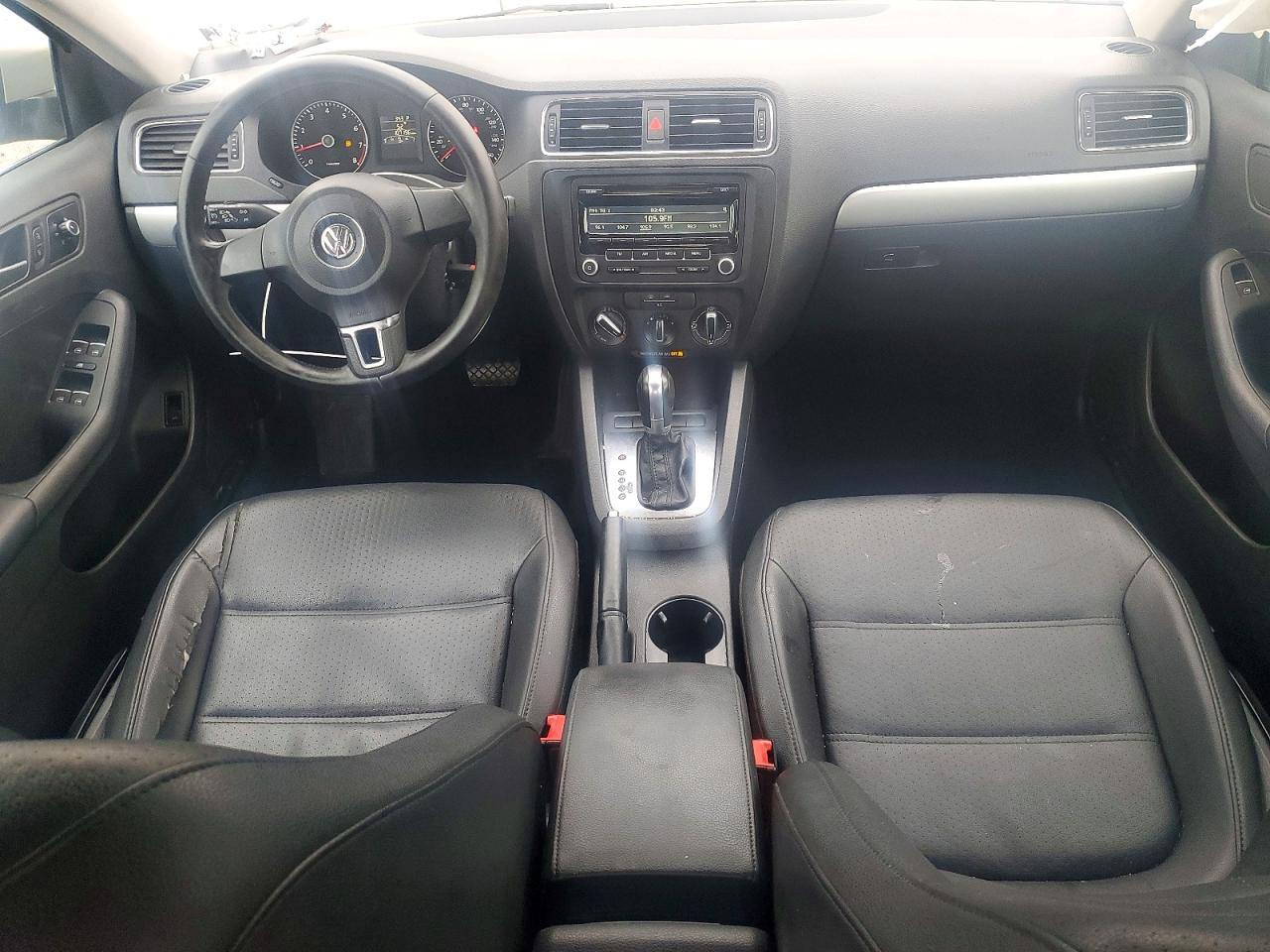 2013 VOLKSWAGEN JETTA SE photo 22