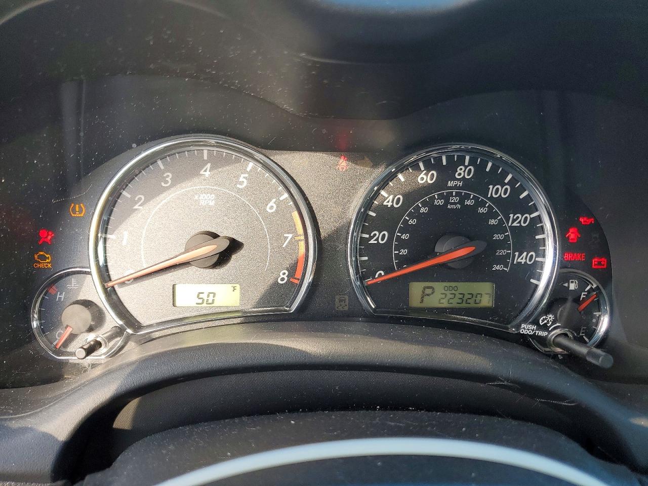 2011 TOYOTA COROLLA S photo 17