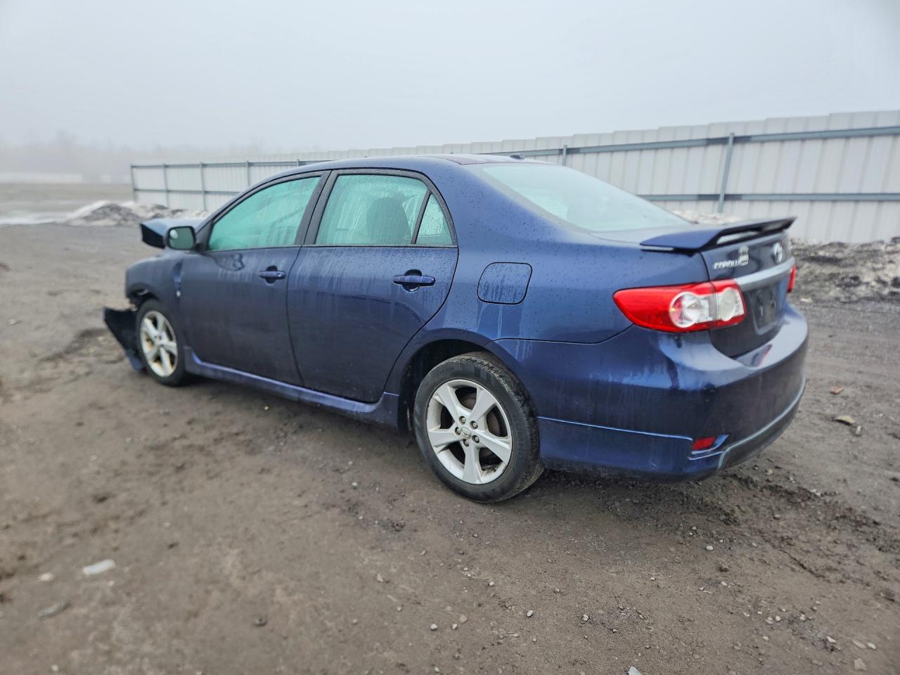 2011 TOYOTA COROLLA S photo 3
