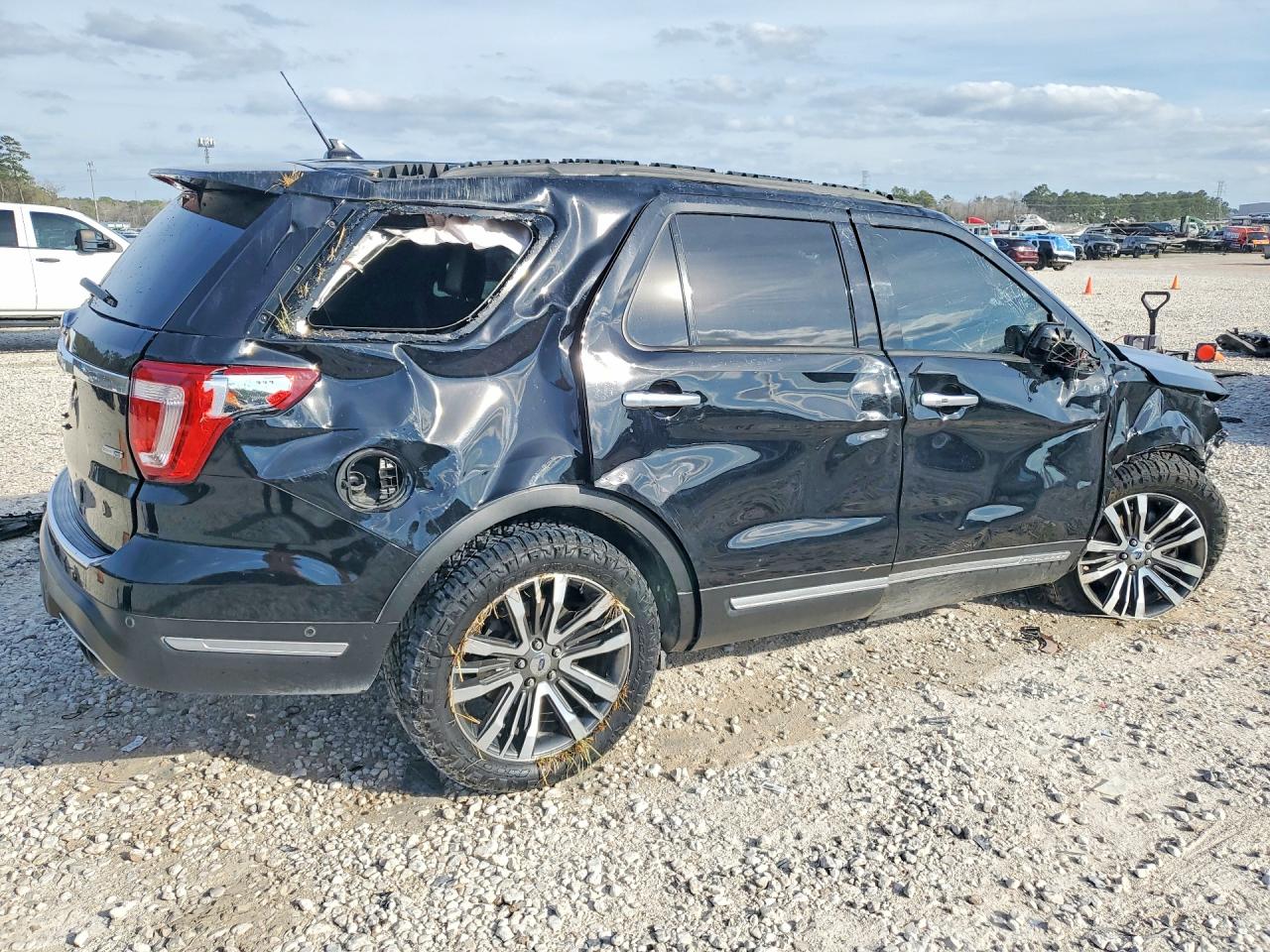 2018 FORD EXPLORER PLATINUM photo 7