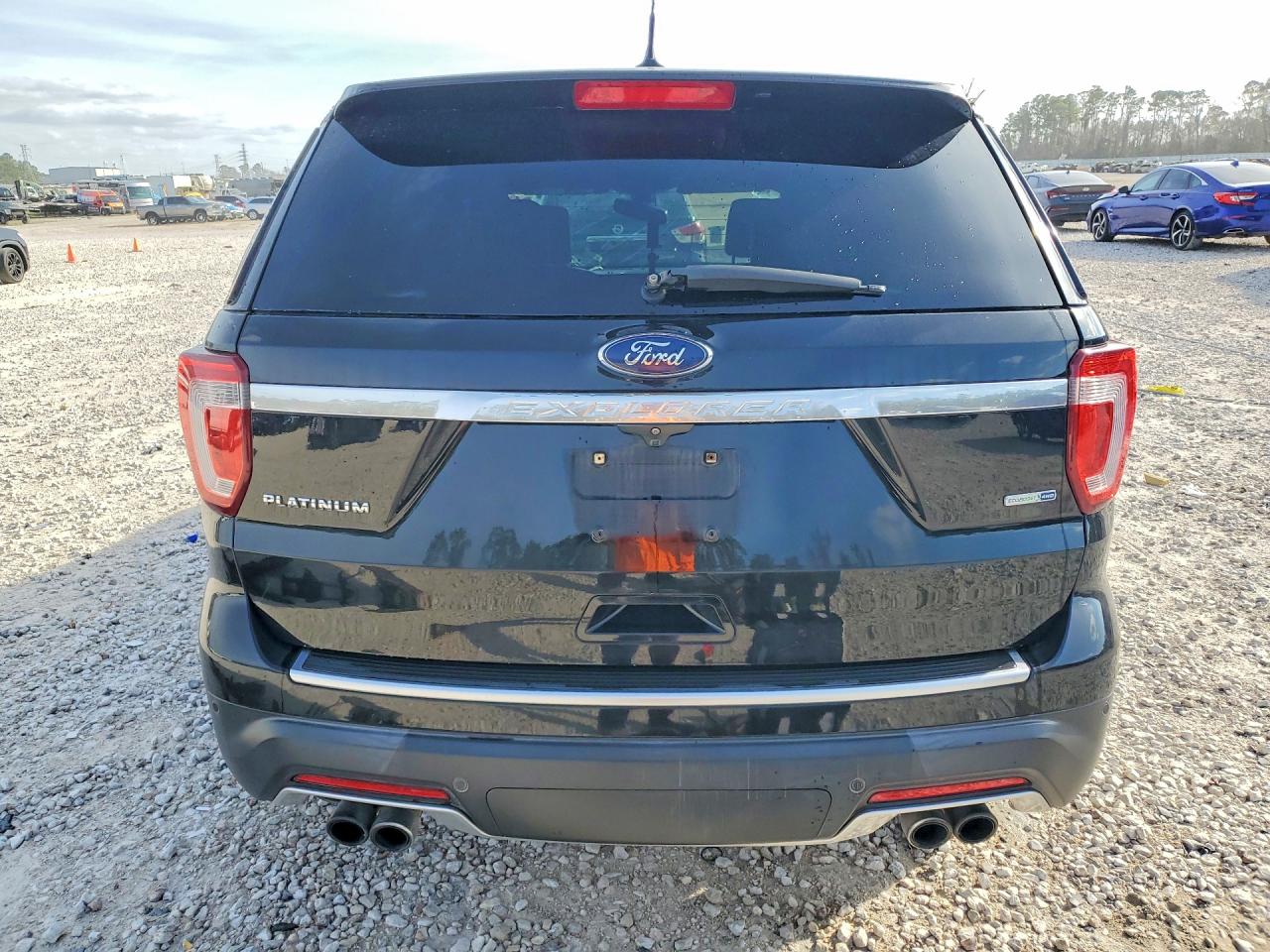 2018 FORD EXPLORER PLATINUM photo 16