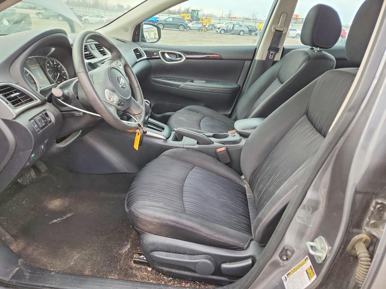 2019 NISSAN SENTRA SV photo 13