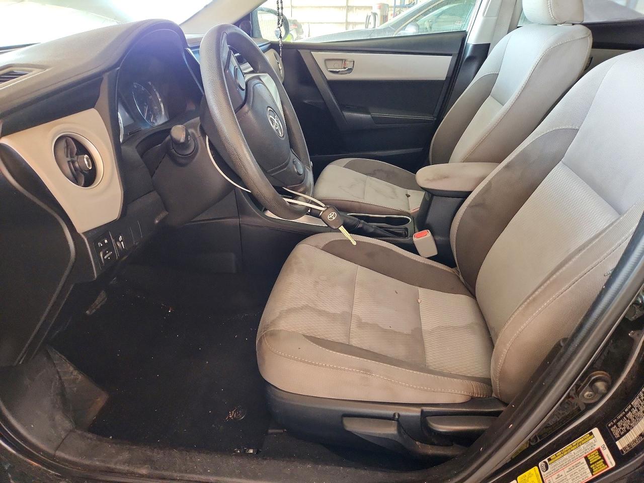 2017 TOYOTA COROLLA L photo 7