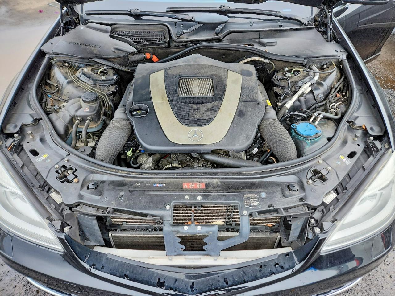 2010 MERCEDES-BENZ S 400 photo 11