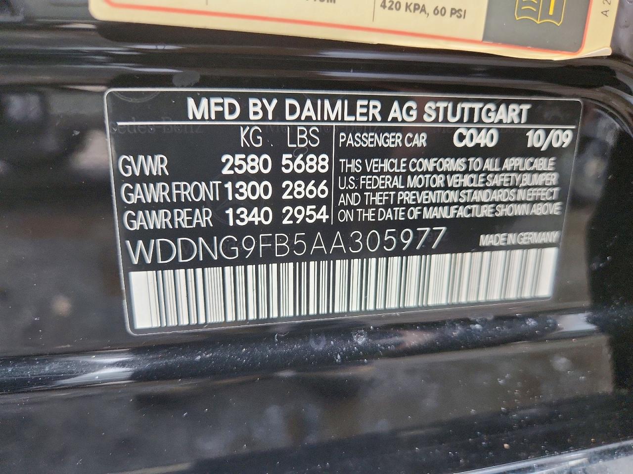 2010 MERCEDES-BENZ S 400 photo 12