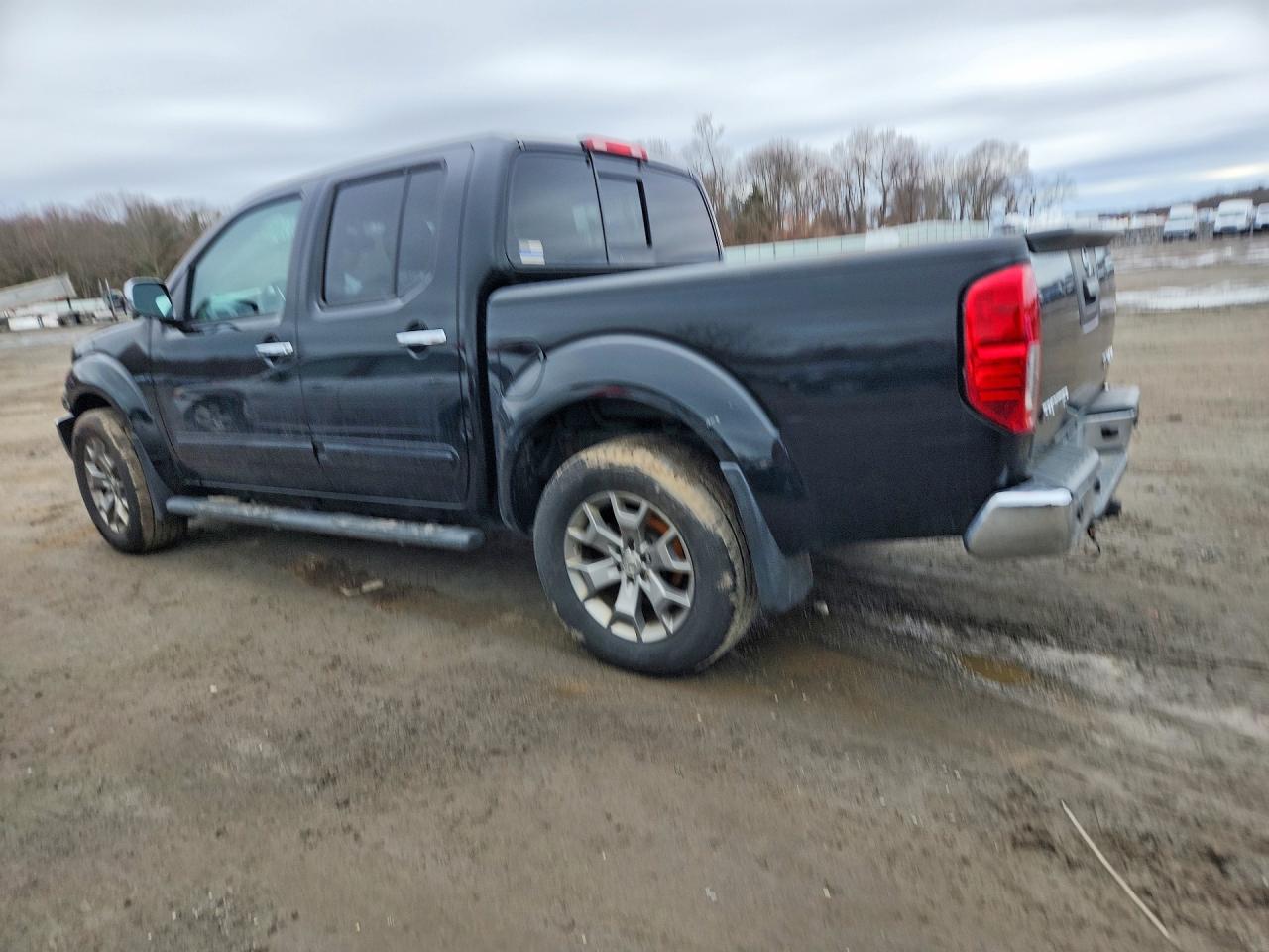 2019 NISSAN FRONTIER SL photo 3