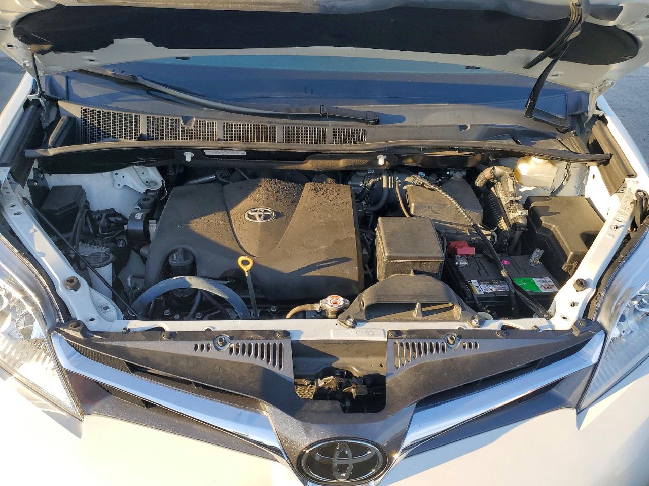 2020 TOYOTA SIENNA photo 12