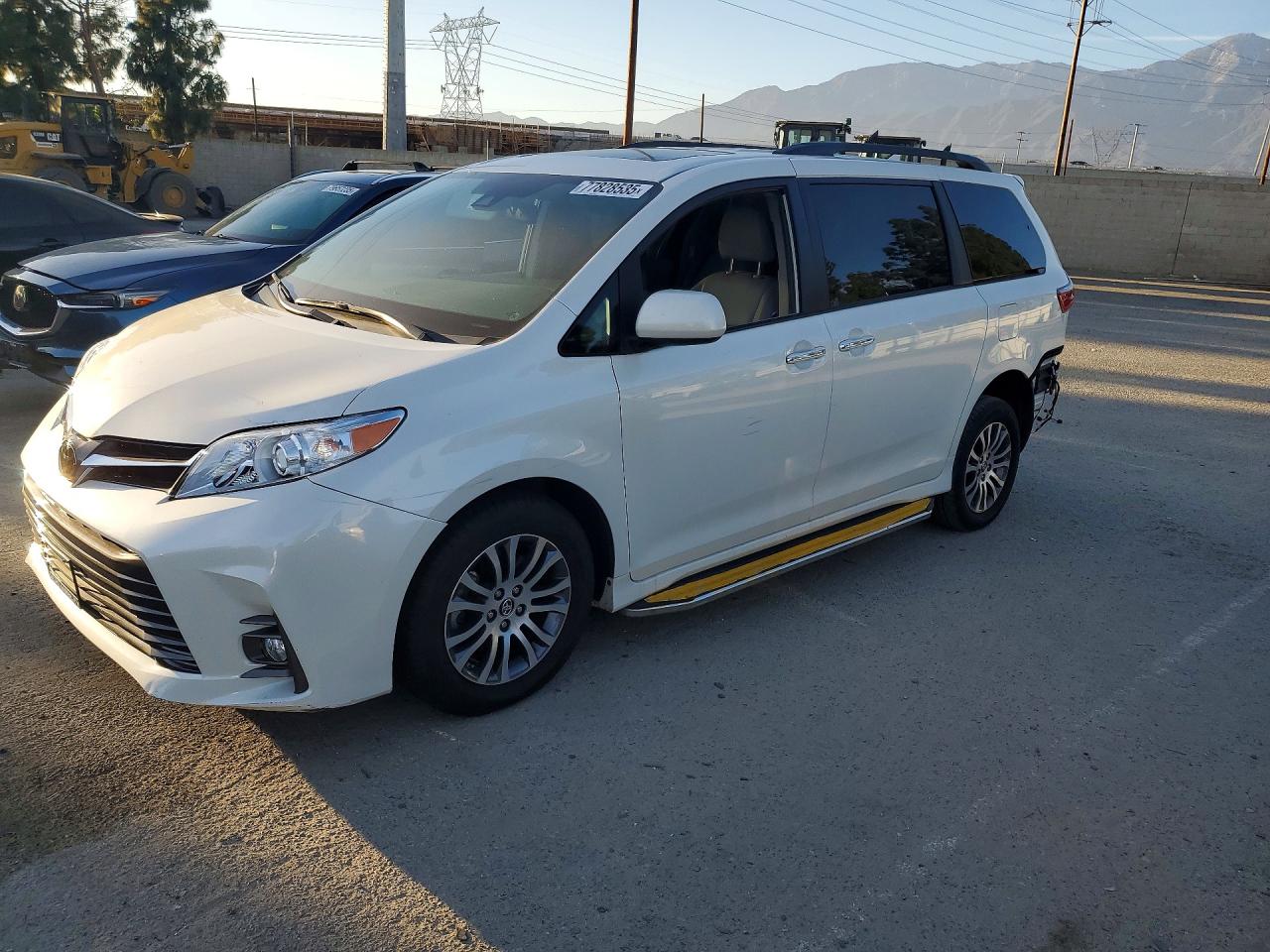 2020 TOYOTA SIENNA