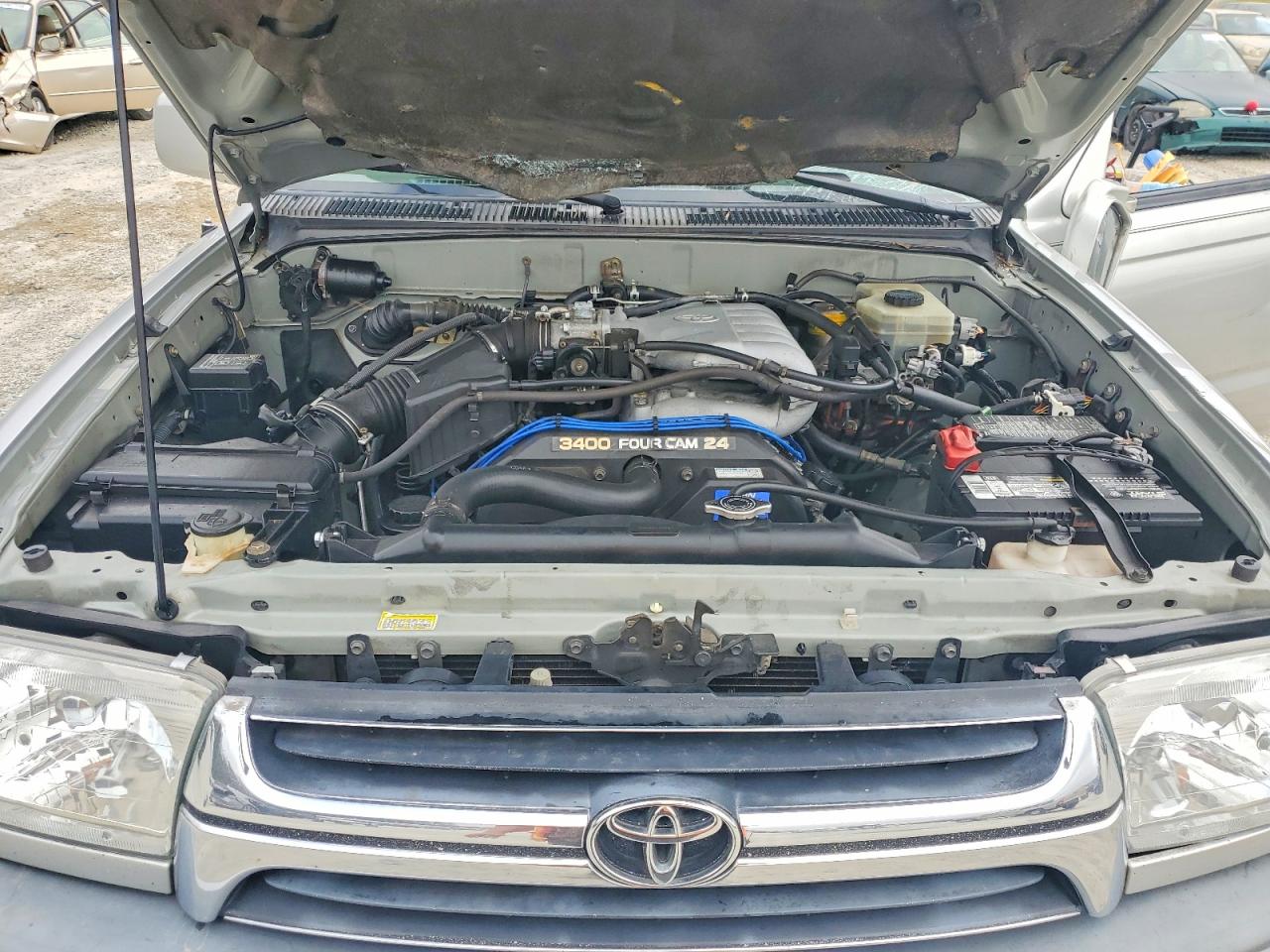 2001 TOYOTA 4RUNNER SR5 photo 11