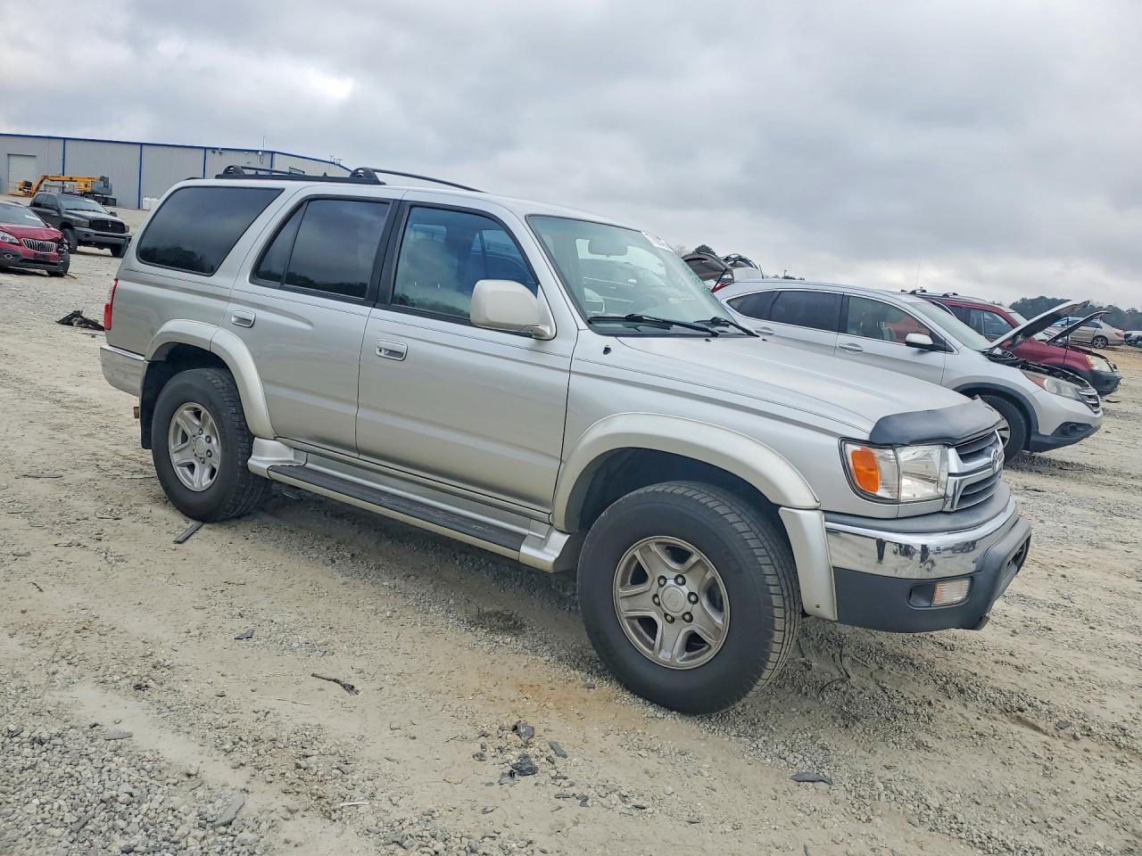 2001 TOYOTA 4RUNNER SR5 photo 4